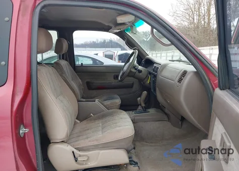 1999 Toyota Tacoma из США, поврежденный, VIN 4TAWM72N9XZ443152